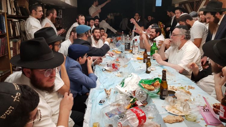 פינת החי נערכה ב770