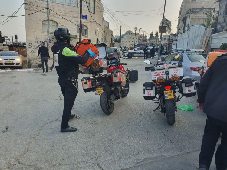 שוטר נפצע בינוני בפיגוע דקירה בירושלים 