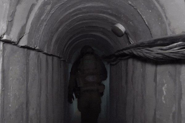 בתוך המנהרה נחשפה חוות שרתים של החמאס