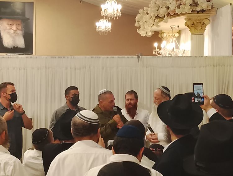 להודות ולהלל