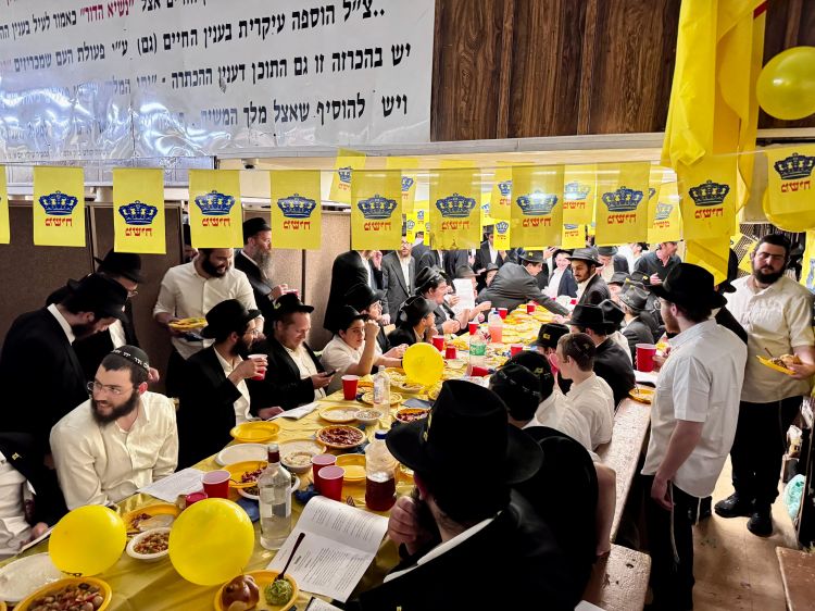 שמחה והתעוררות רבה בהתוועדות ג' תמוז ב770