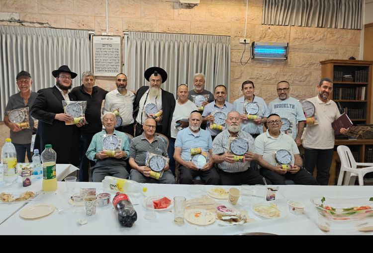 יום מיוחד בכולל תפארת זקנים בשכונת ג'סי כהן חולון