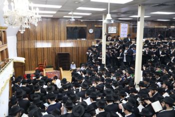 "ותיטיב לנו החתימה": אלפים באמירת תהילים 