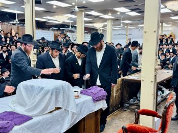 אלפים במעמד כוס של ברכה • גלריה שניה