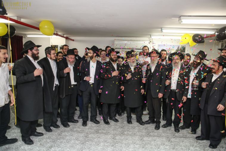 לצד רבני ישיבת חח"ל צפת