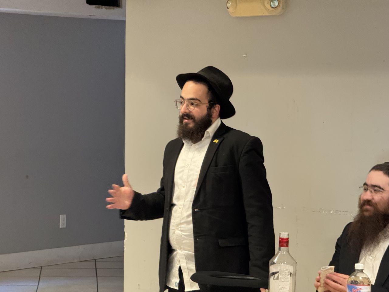 רגע לפני סיום הקבוצה: כינוס התמימים השלוחים 