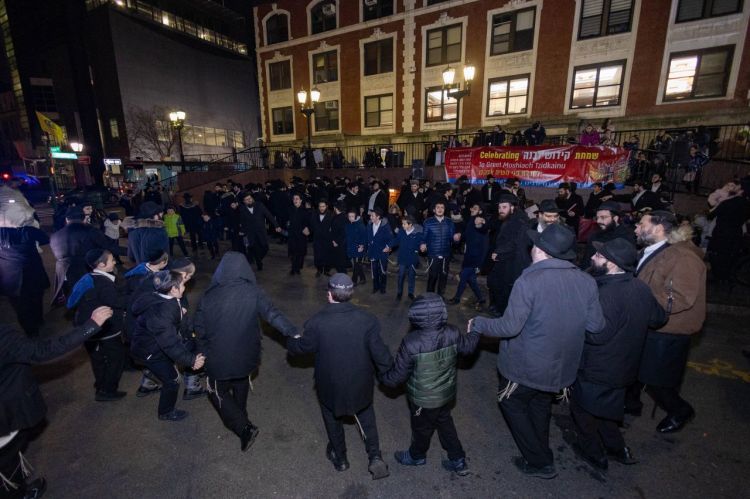 המפגן הגדול ברחוב, במוצאי השבת