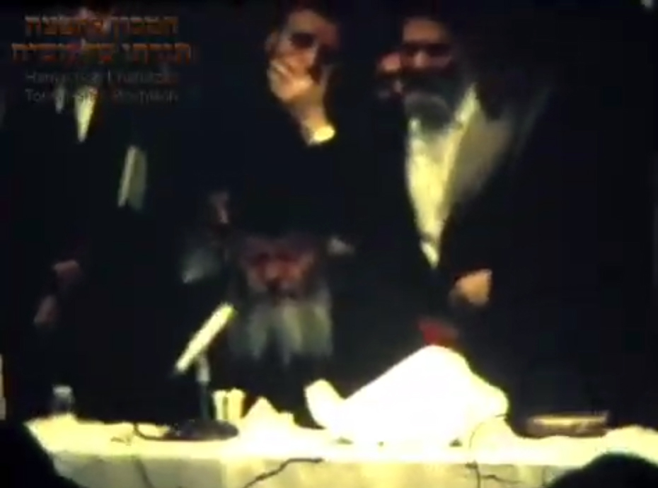 פרסום ראשון: וידאו מהתוועדות ל"ג בעומר תש"ל
