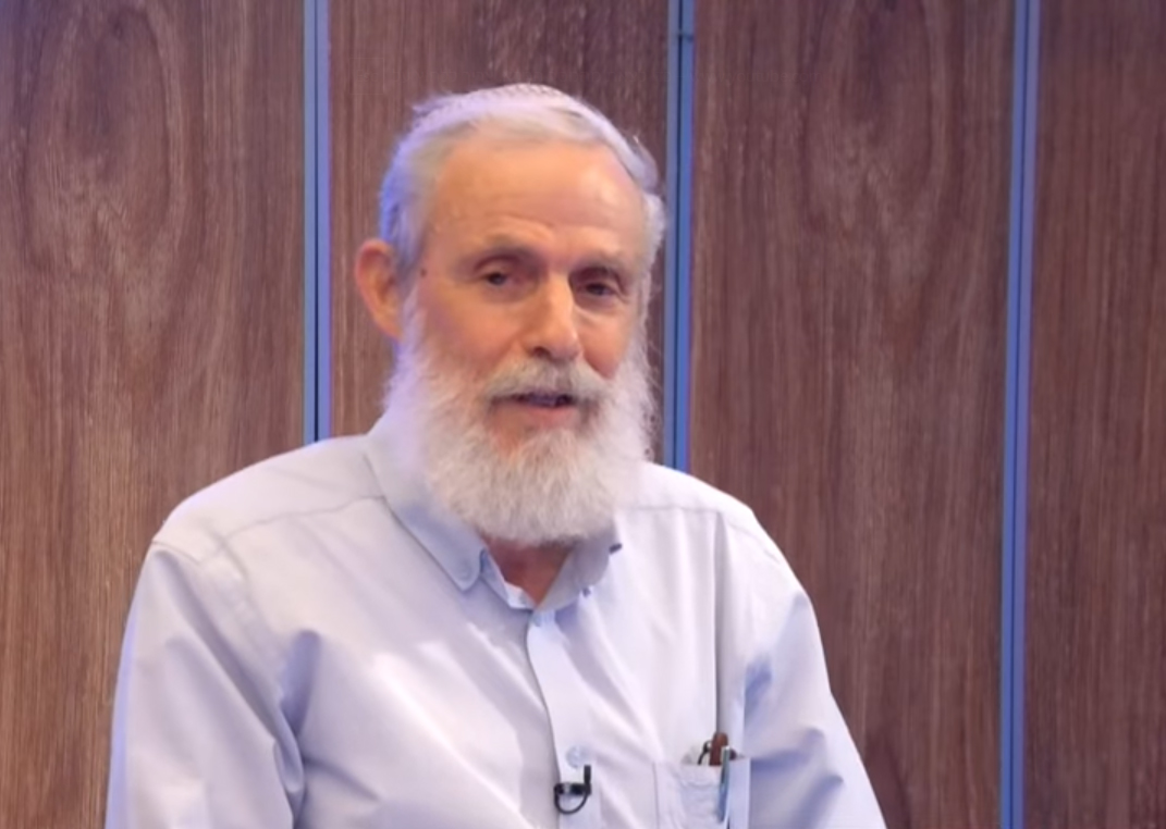 שיר חדש שבחו גאולים
