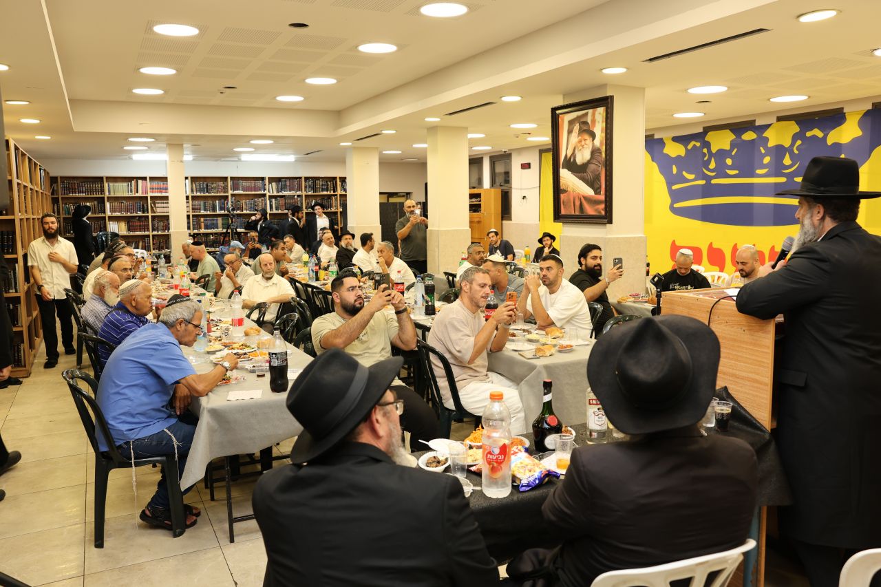 180 משתתפים בכינוס גאולה מיוחד בראשון לציון
