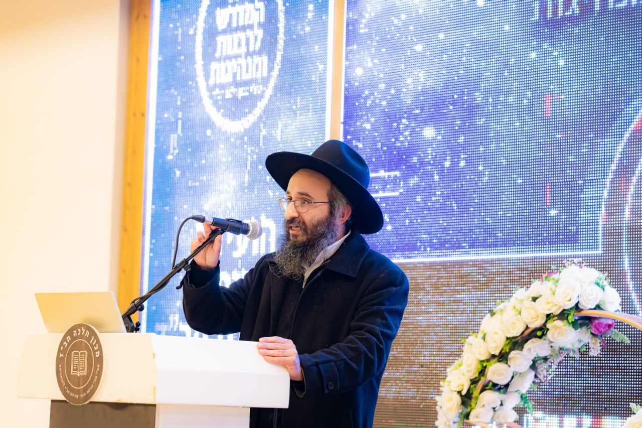 הרב שמעון כהן רב קהילת חב"ד בתל ציון