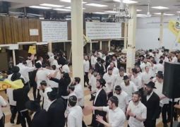 אמש ב-770: "כאדאראם"! ריקודי שמחה סוערים
