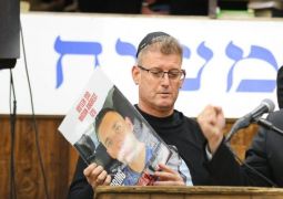 'ותקרא לשבויים דרור'