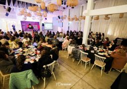 מאות נשים התחזקו בועידת פעילות משיח