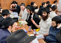 הגלריה השבועית מ770: פרשת אחרי-קדושים