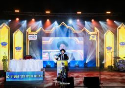 אמונה ושמחה ללא פשרות בעצרת גאולה ומשיח • גלריית ענק