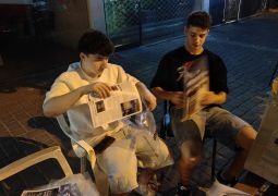לקראת העצרת: חלוקת שיחות הגאולה בבתי ישראל